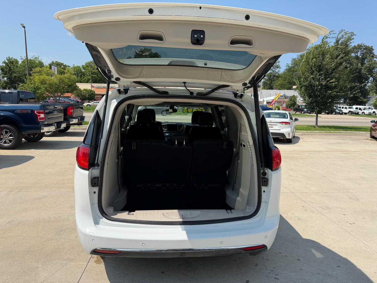 Chrysler Pacifica Limited FWD 2018