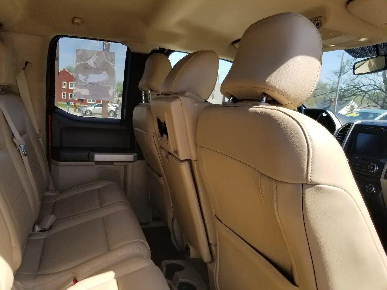Ford F-150 2WD SuperCab 145" Lariat 2015