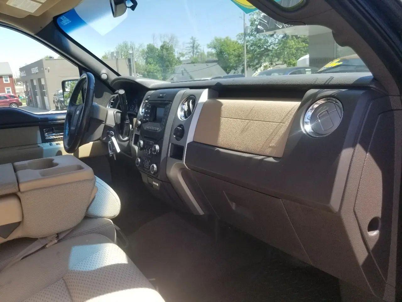 Ford F-150 XLT SuperCrew 4WD 2013