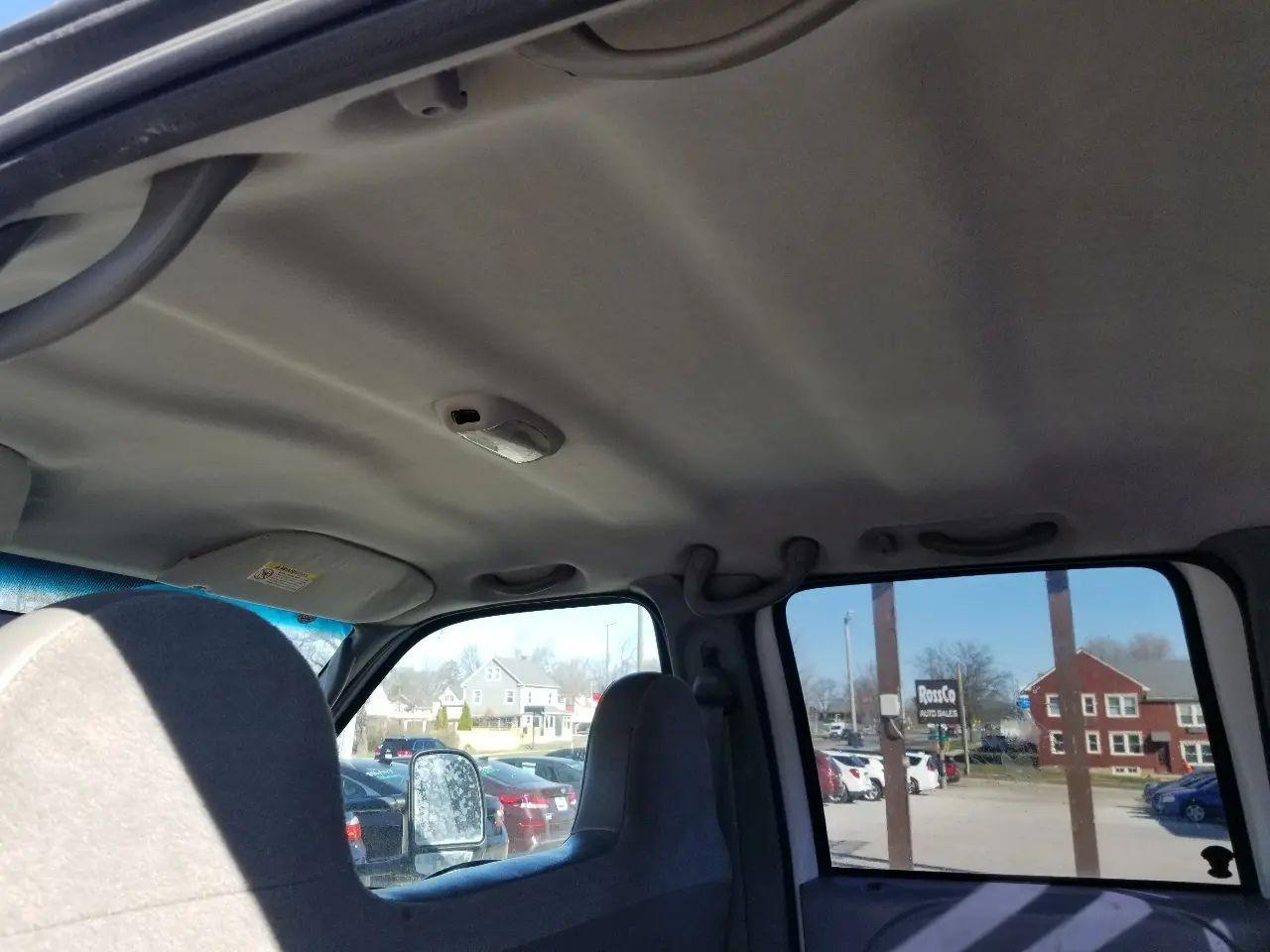 Ford Super Duty F-350 DRW Crew Cab 176" WB 60" CA Lariat 4WD 2004
