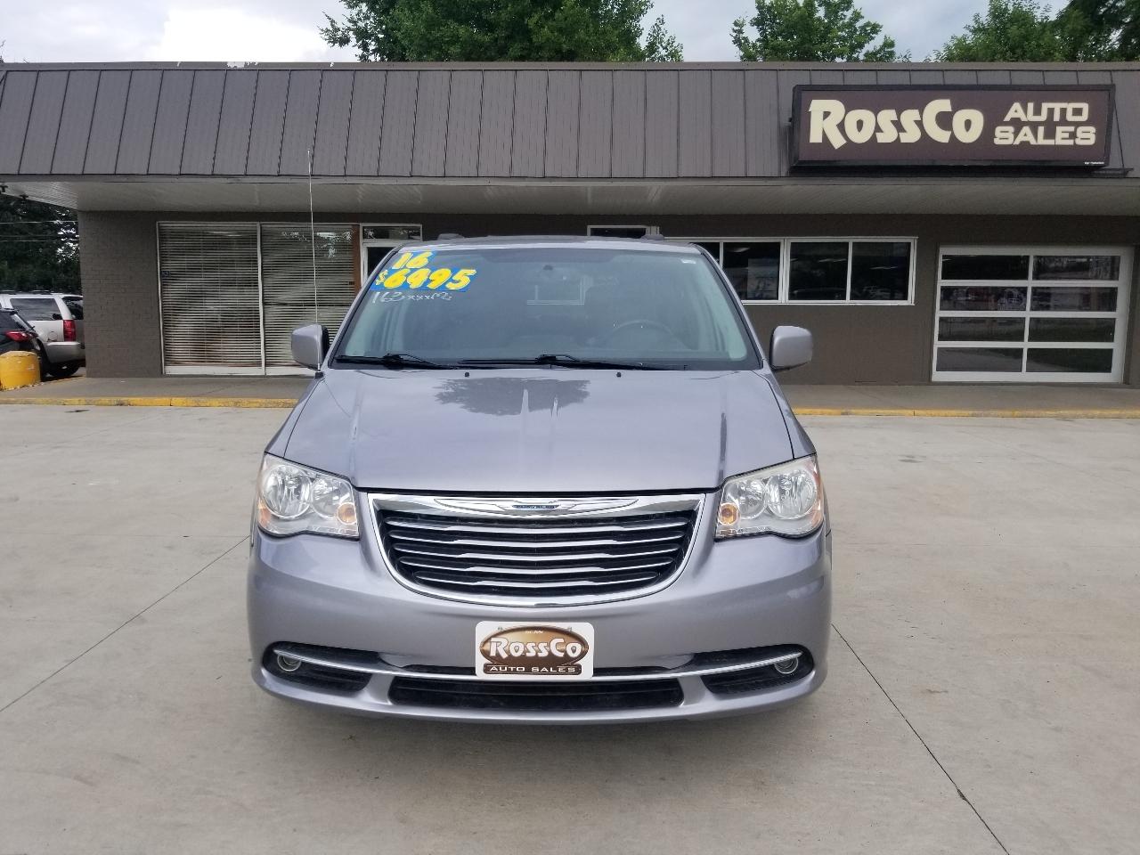 Chrysler Town & Country 4dr Wgn Touring 2016