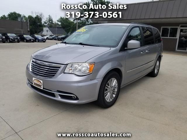Silver 2016 Chrysler Town & Country Minivan Front-Wheel Drive Automatic