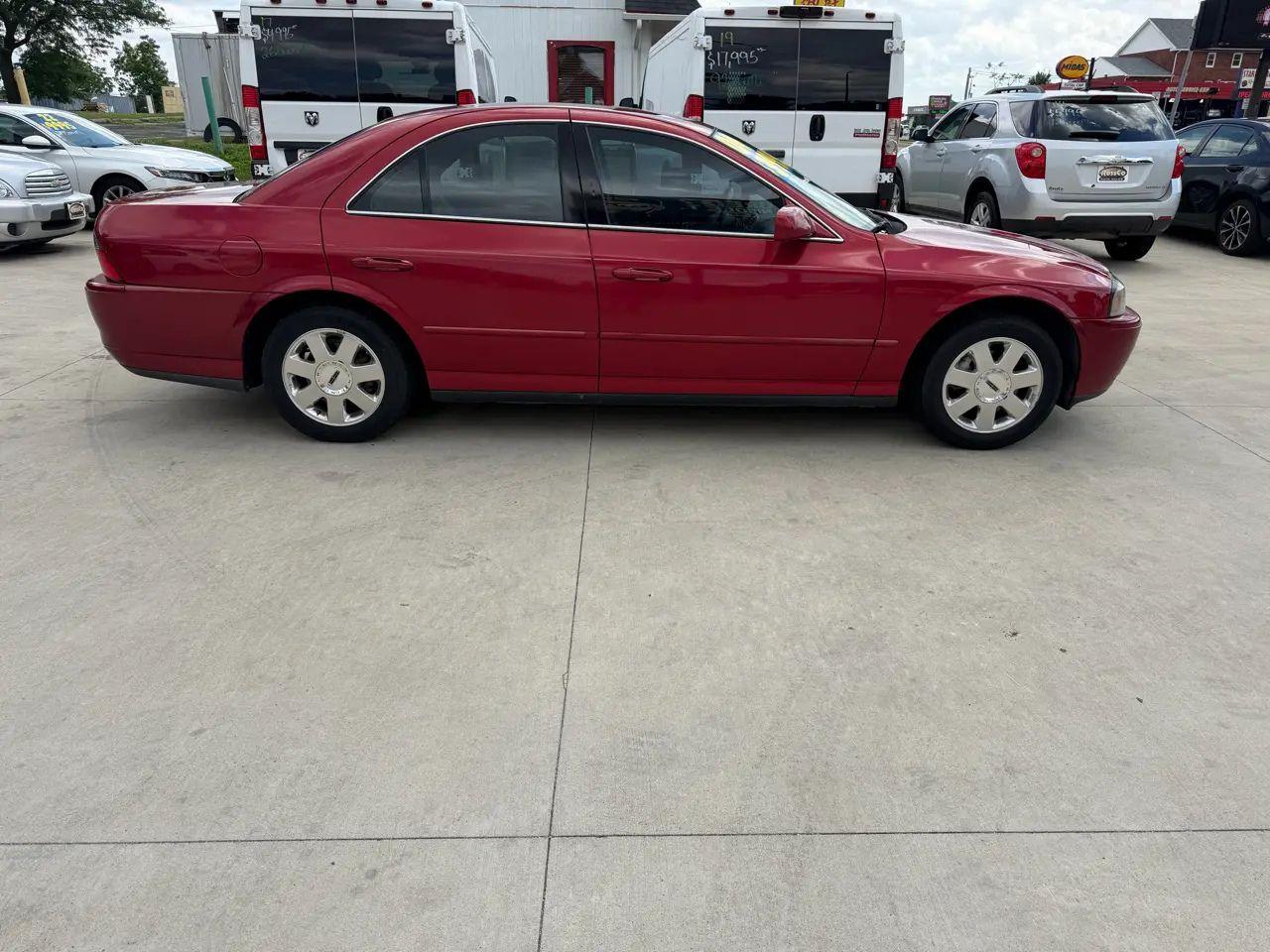 Lincoln LS 4dr Sdn V6 Auto w/Luxury Pkg 2004