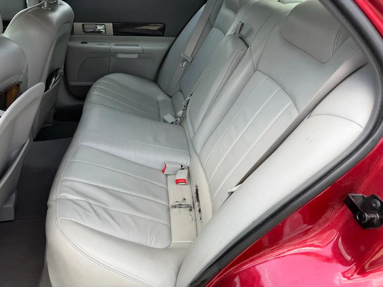 Lincoln LS 4dr Sdn V6 Auto w/Luxury Pkg 2004