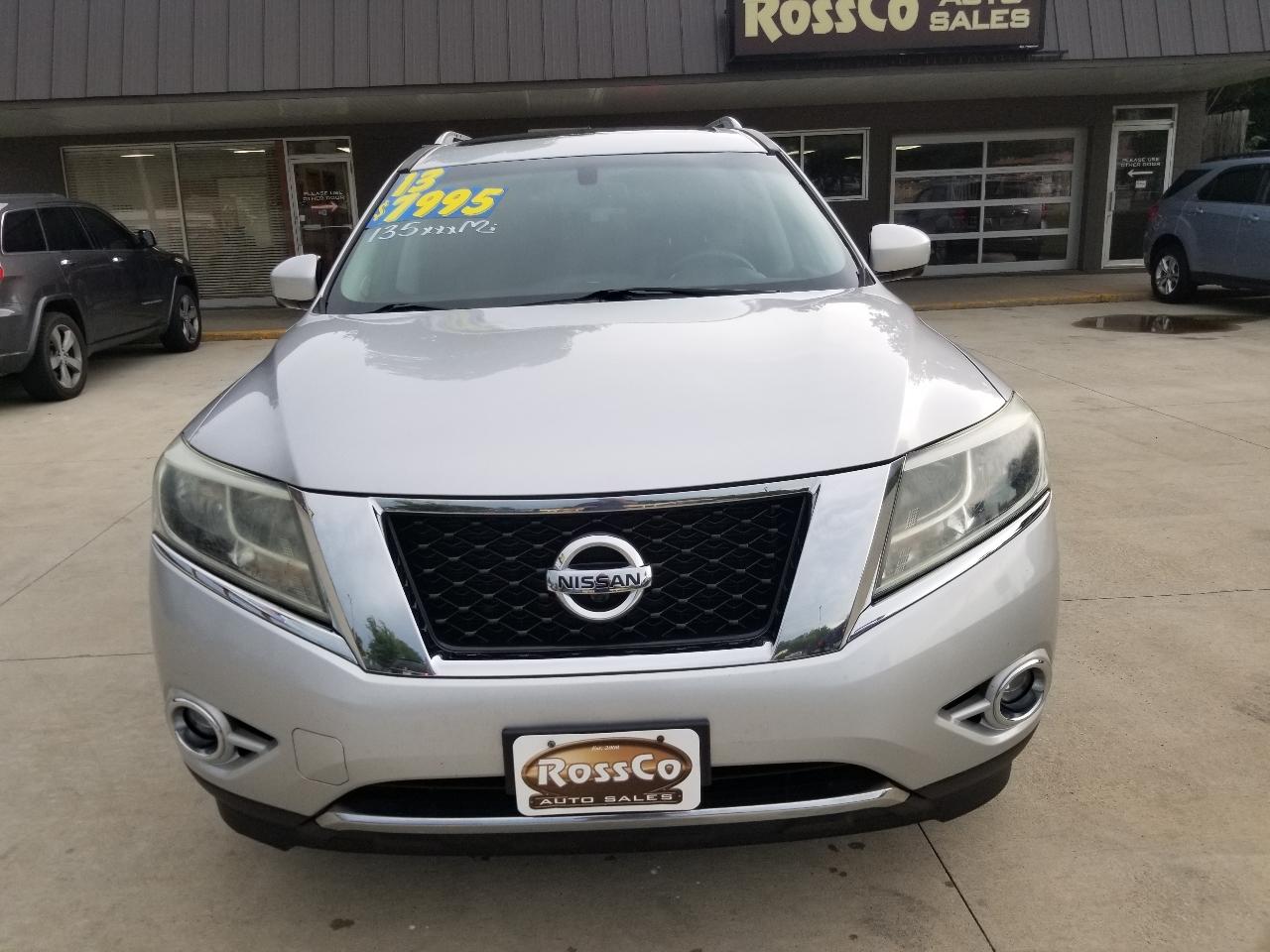 Nissan Pathfinder 4WD 4dr Platinum 2013