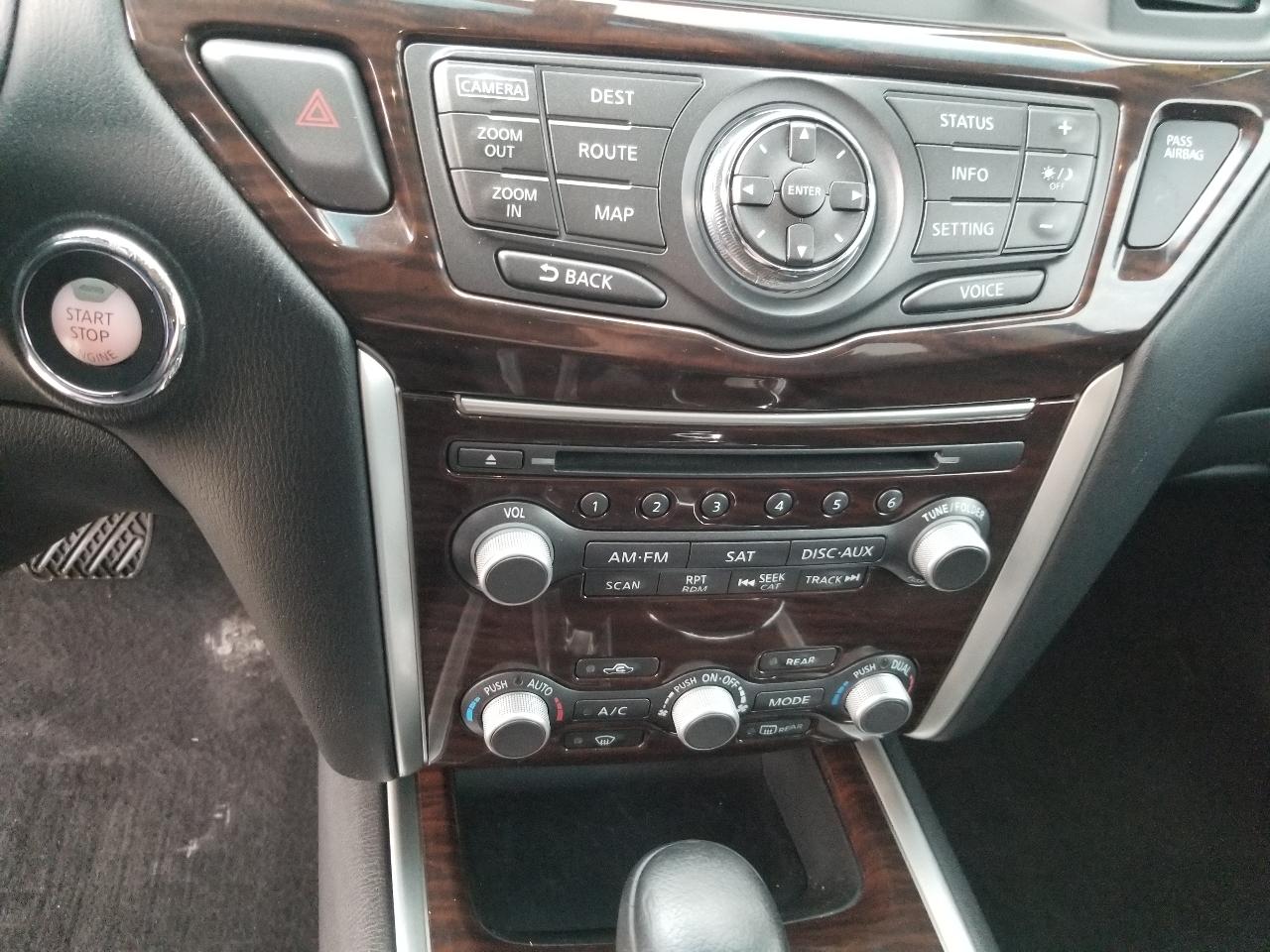 Nissan Pathfinder 4WD 4dr Platinum 2013