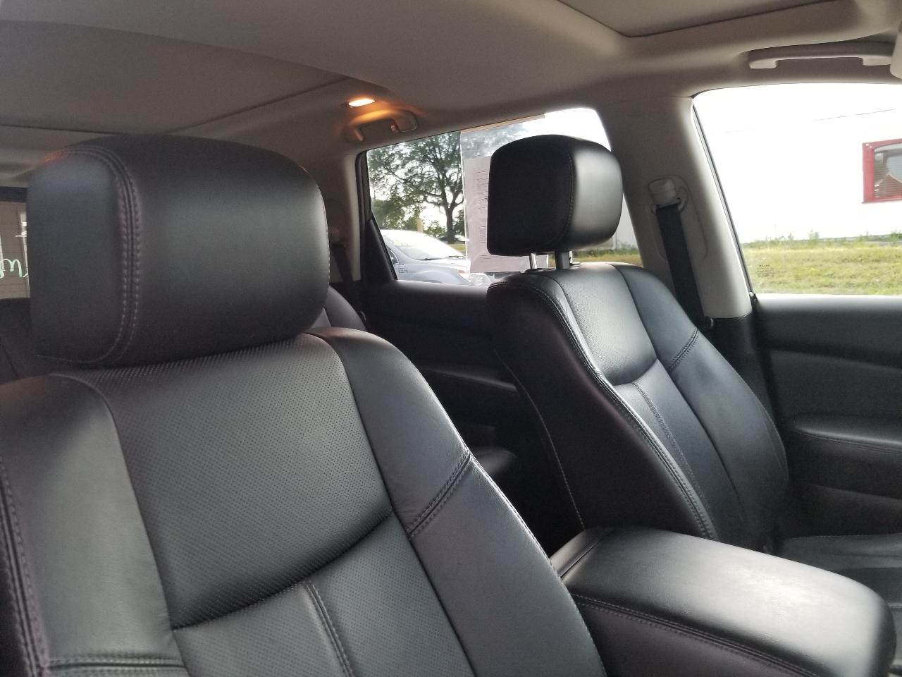 Nissan Pathfinder 4WD 4dr Platinum 2013