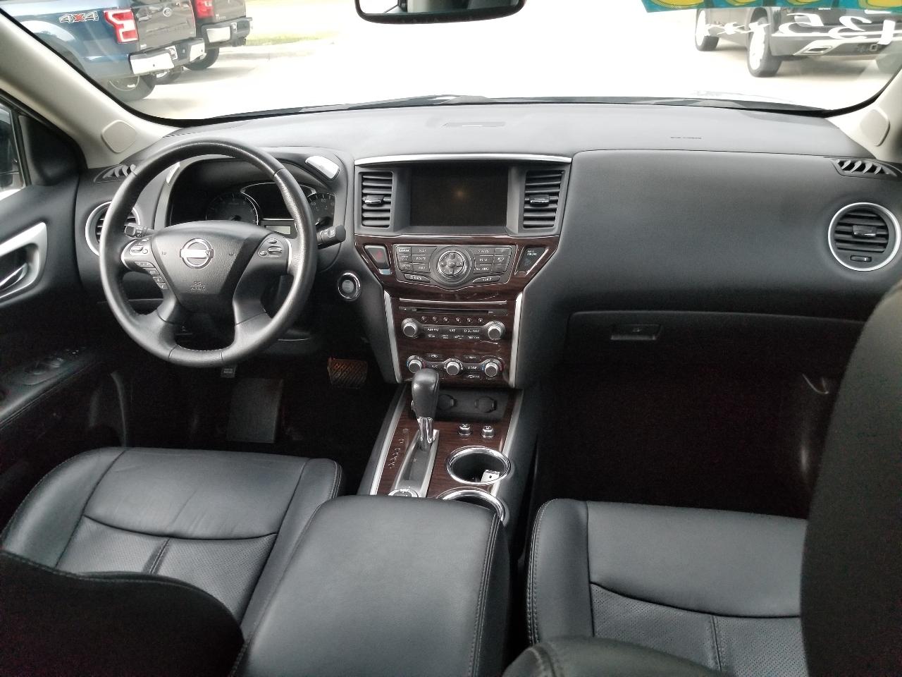 Nissan Pathfinder 4WD 4dr Platinum 2013