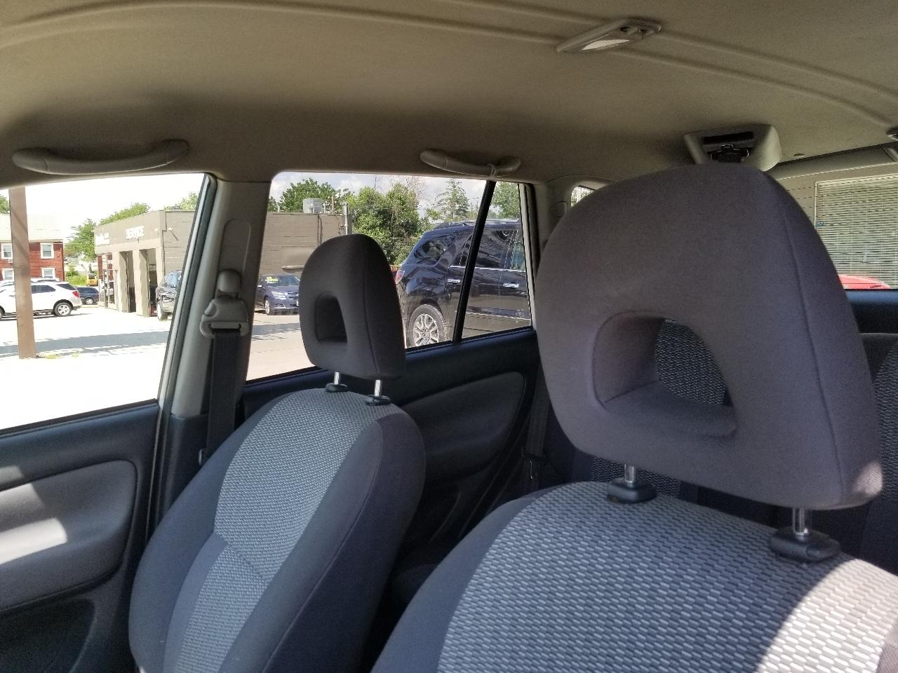 Toyota RAV4 4dr Auto (Natl) 2004