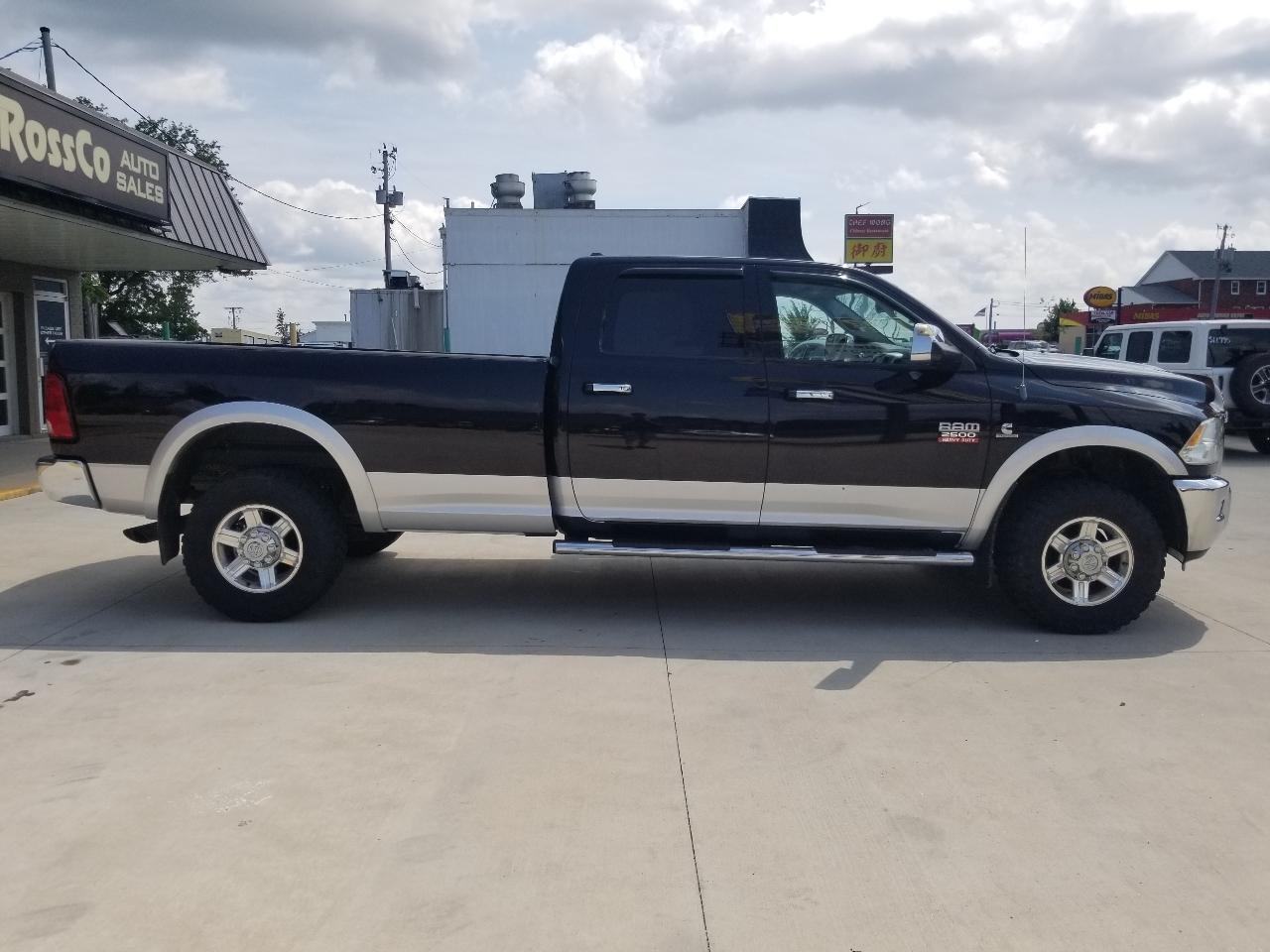 RAM 2500 Laramie 4x4 Crew Cab 8' Box 2012