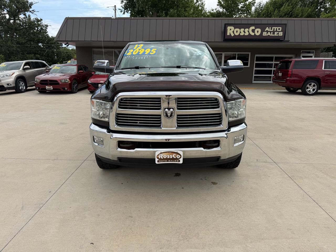 RAM 2500 Laramie 4x4 Crew Cab 8' Box 2012