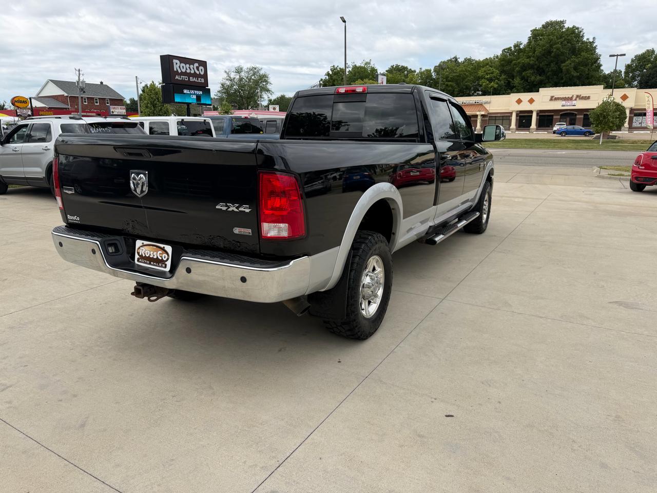 RAM 2500 Laramie 4x4 Crew Cab 8' Box 2012