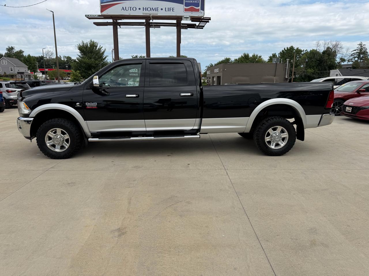 RAM 2500 Laramie 4x4 Crew Cab 8' Box 2012