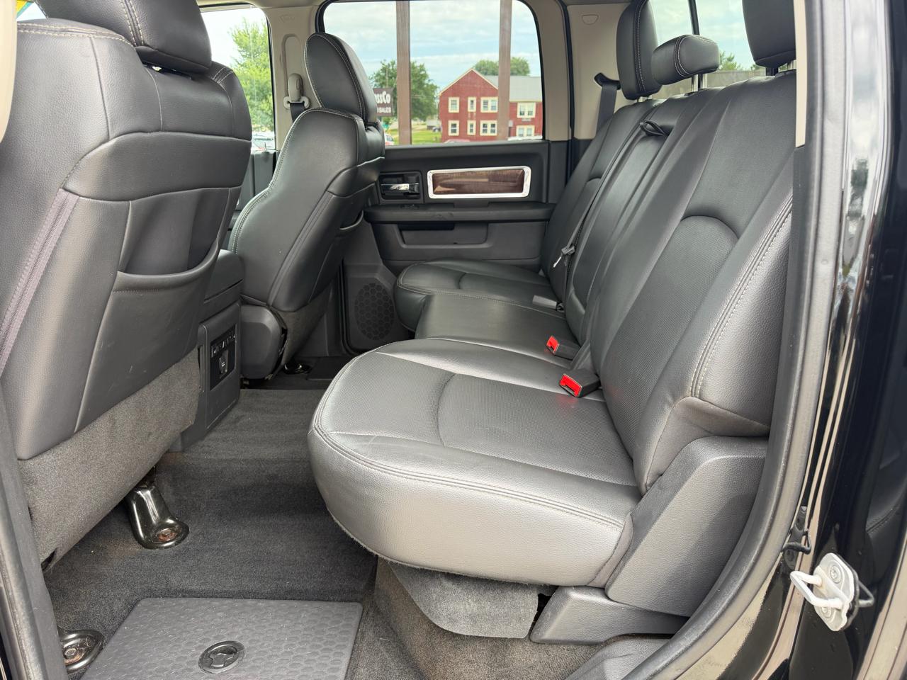 RAM 2500 Laramie 4x4 Crew Cab 8' Box 2012