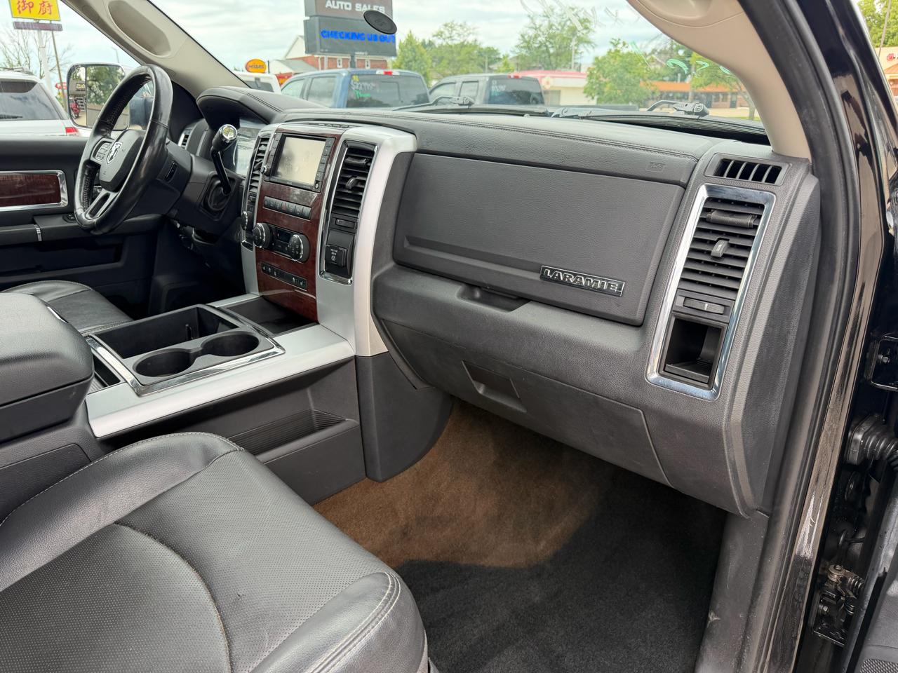 RAM 2500 Laramie 4x4 Crew Cab 8' Box 2012