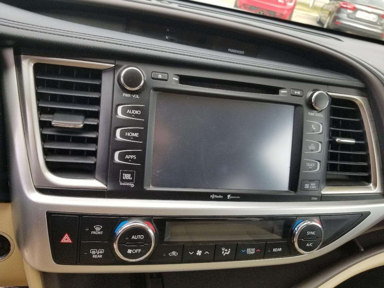 Toyota Highlander AWD 4dr V6 Limited (Natl) 2014