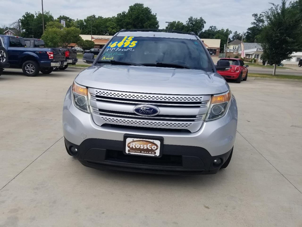 Ford Explorer 4WD 4dr XLT 2015