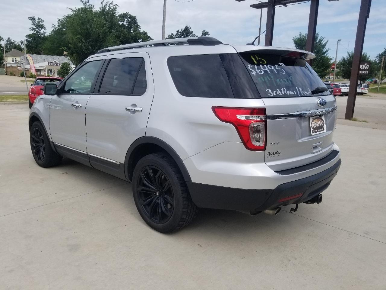 Ford Explorer 4WD 4dr XLT 2015