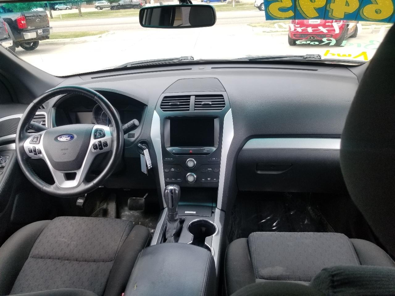 Ford Explorer 4WD 4dr XLT 2015