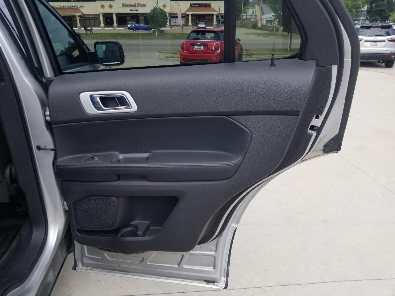 Ford Explorer 4WD 4dr XLT 2015