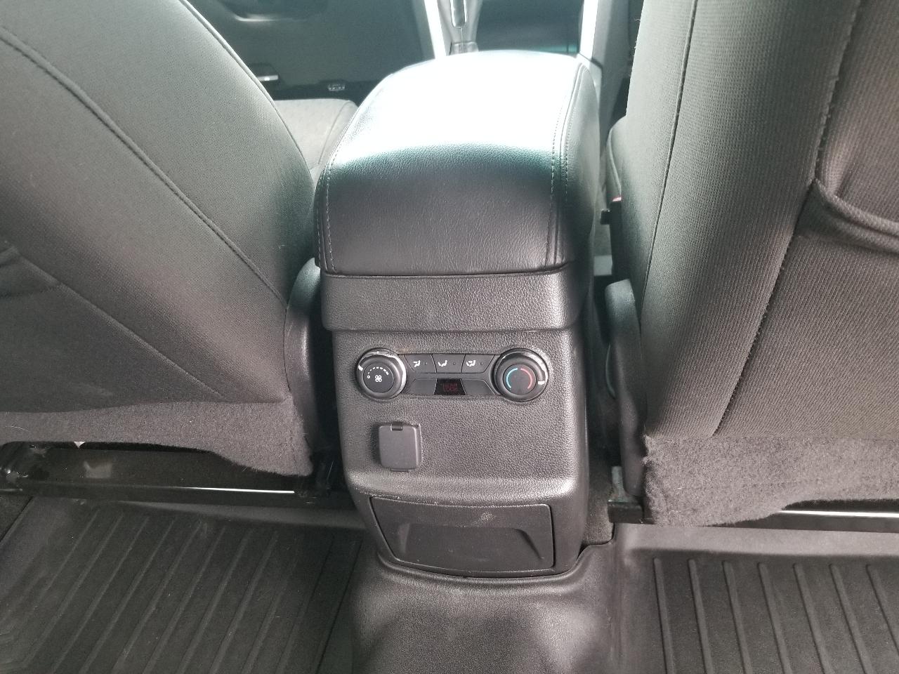Ford Explorer 4WD 4dr XLT 2015