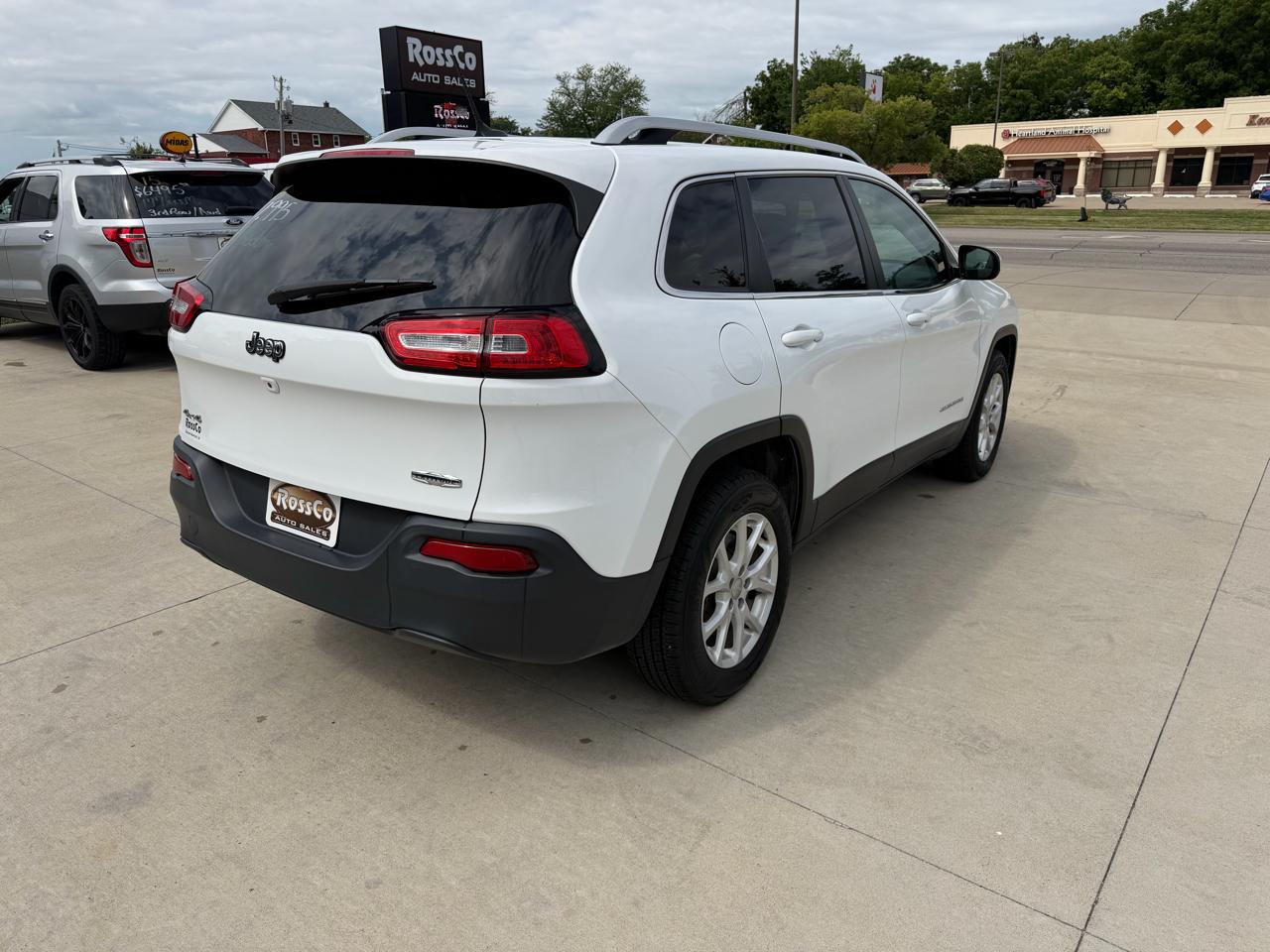Jeep Cherokee 4WD 4dr Latitude 2015
