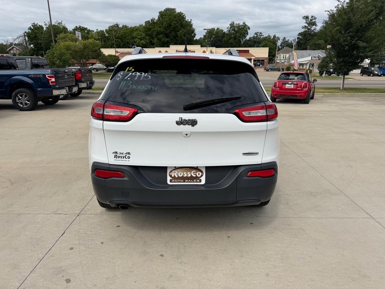Jeep Cherokee 4WD 4dr Latitude 2015