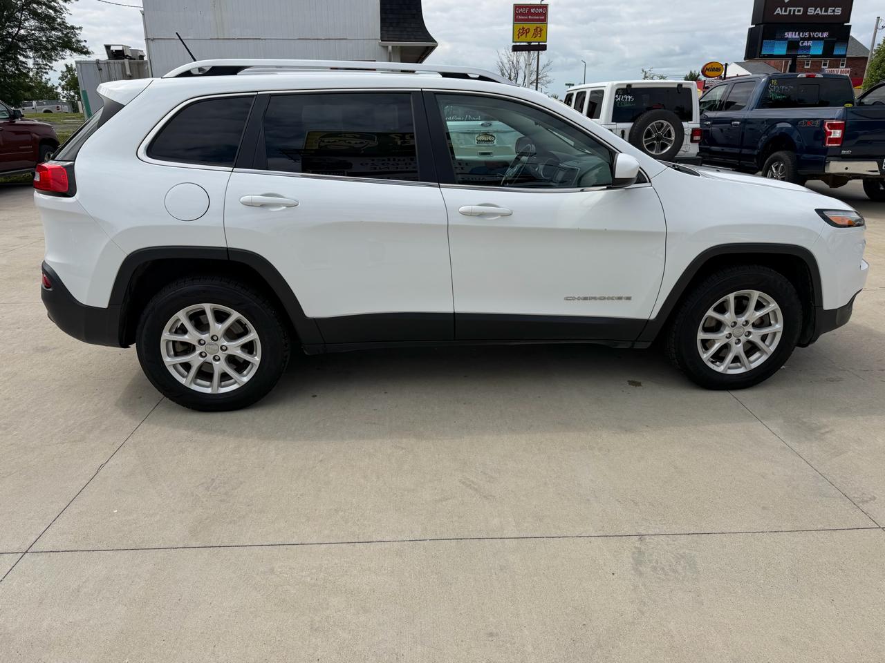 Jeep Cherokee 4WD 4dr Latitude 2015