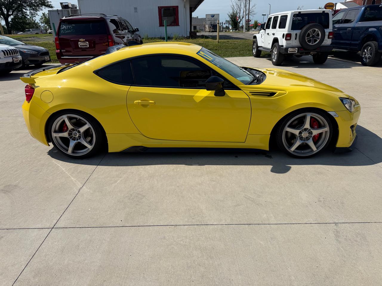 Subaru BRZ Series.Yellow Manual 2017