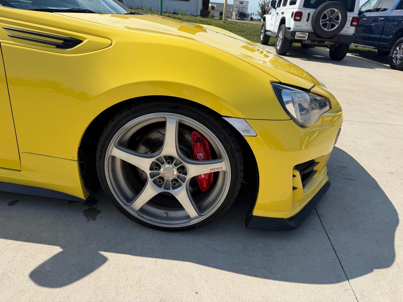 Subaru BRZ Series.Yellow Manual 2017