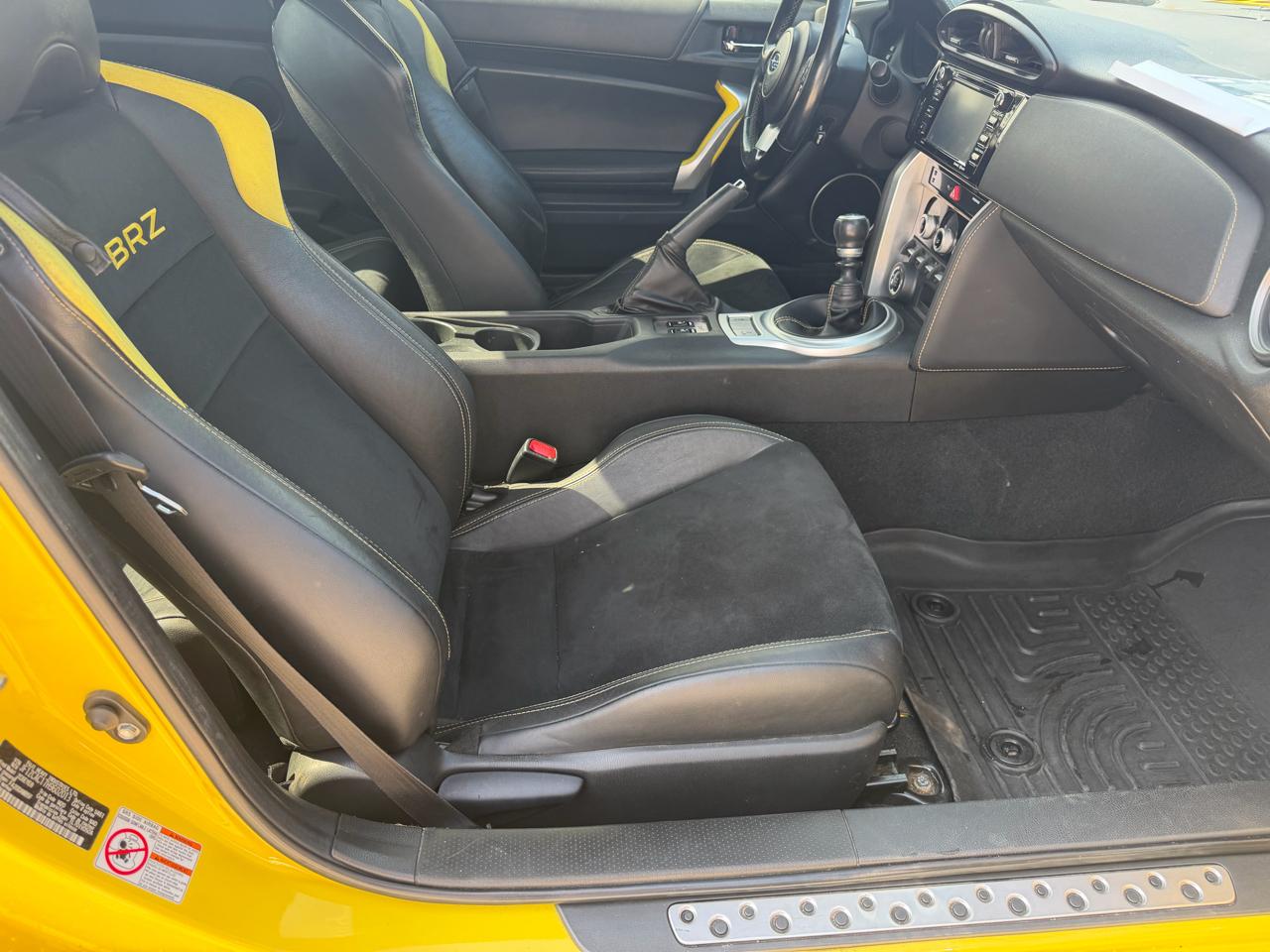 Subaru BRZ Series.Yellow Manual 2017