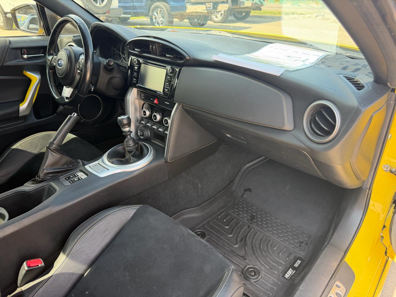 Subaru BRZ Series.Yellow Manual 2017