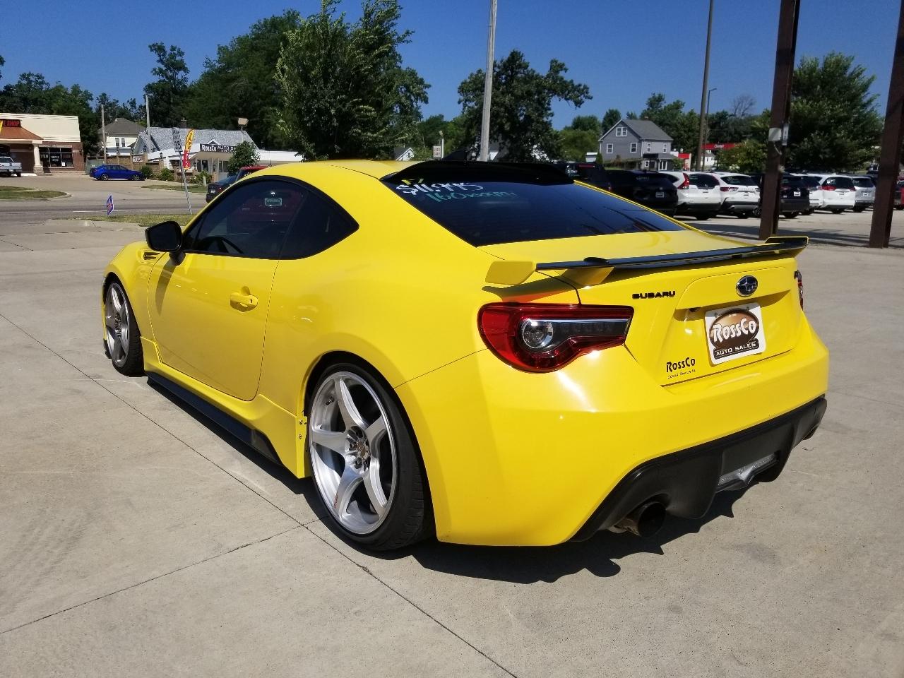 Subaru BRZ Series.Yellow Manual 2017