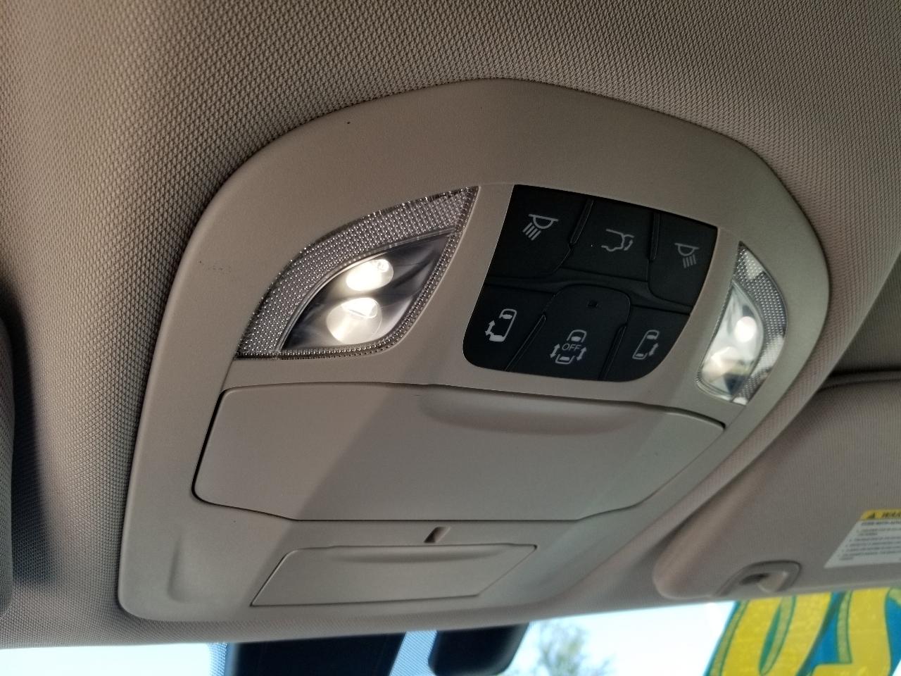 Chrysler Pacifica Touring FWD 2020