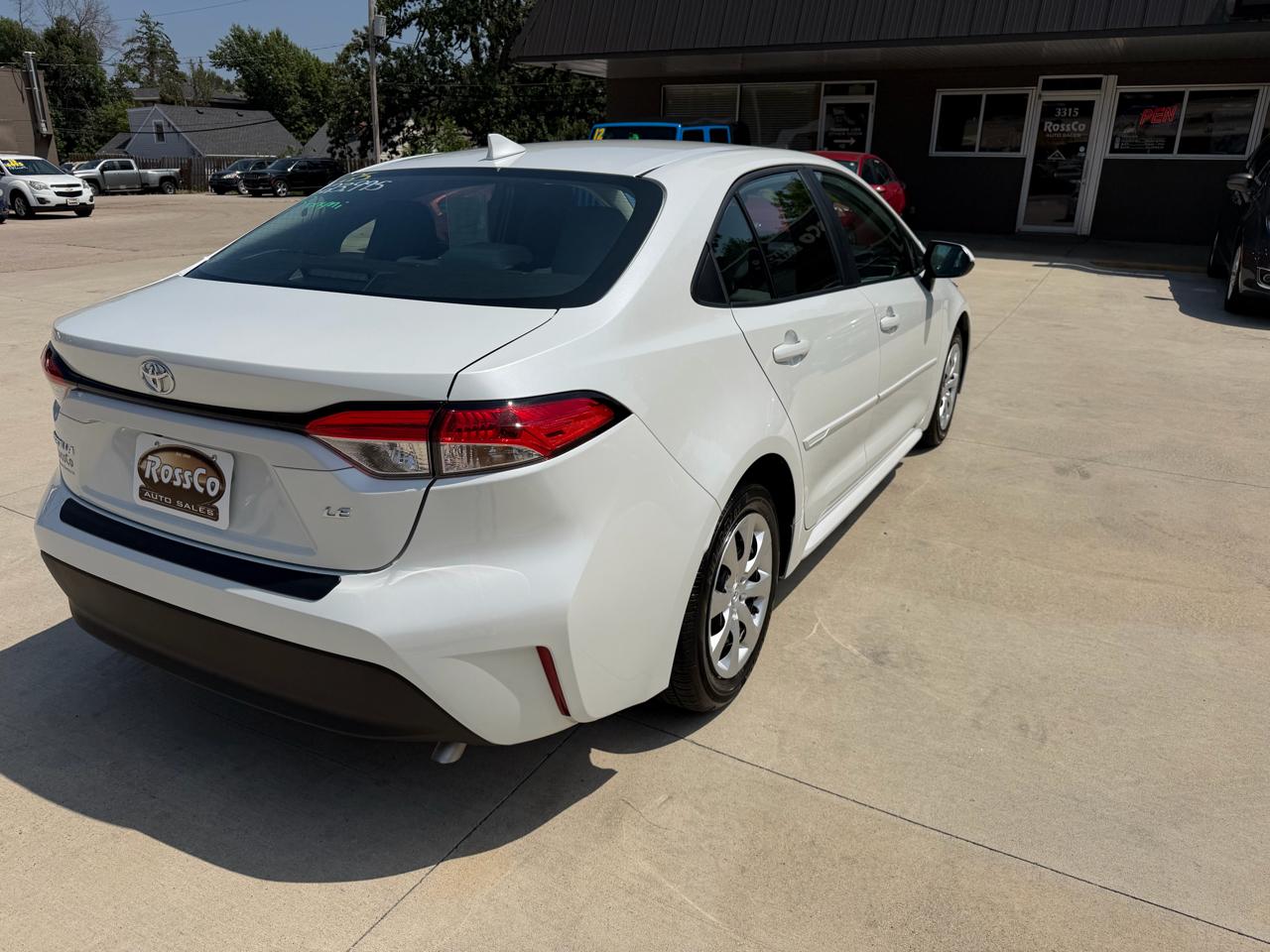Toyota Corolla LE CVT (Natl) 2025