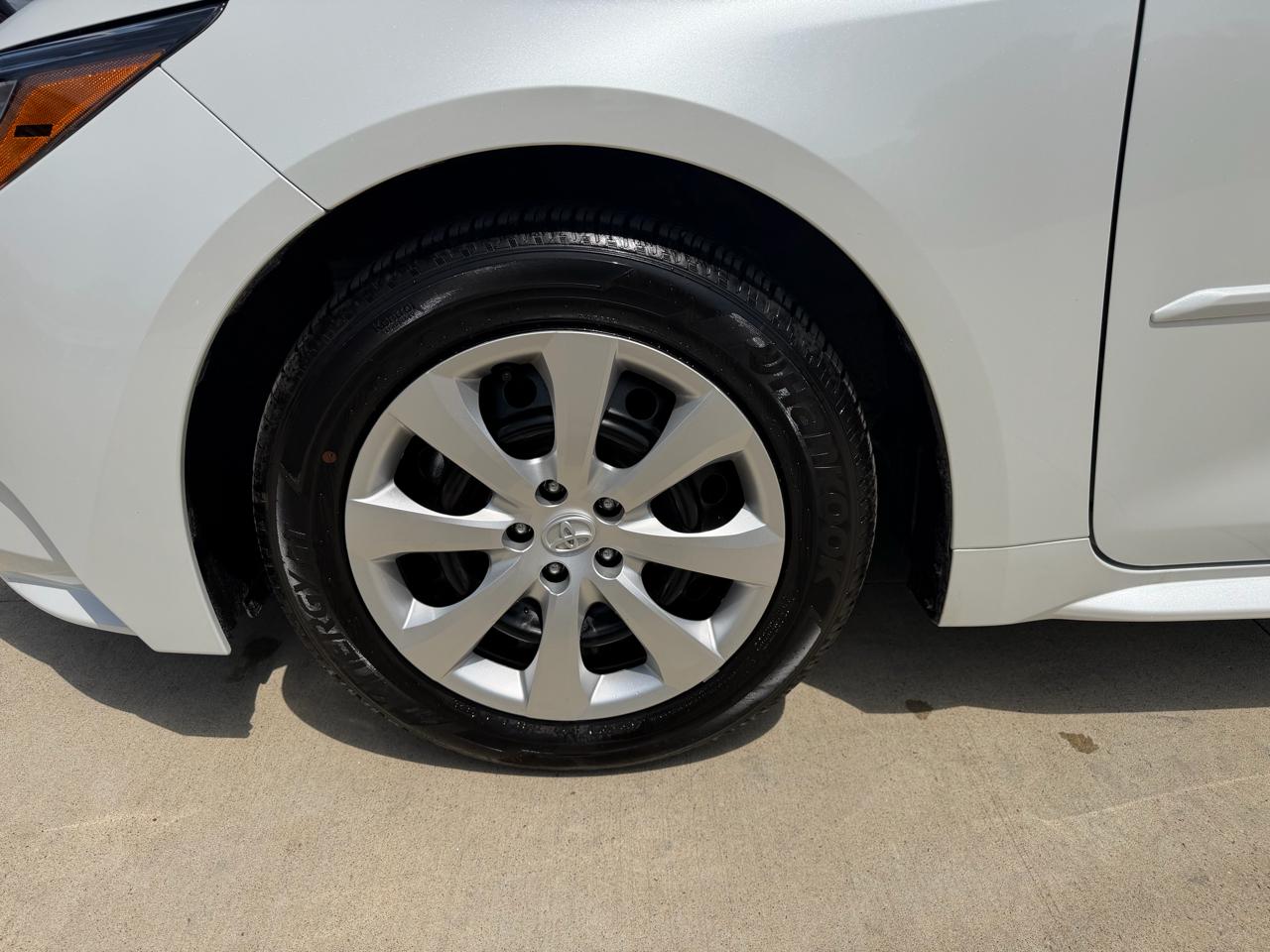 Toyota Corolla LE CVT (Natl) 2025