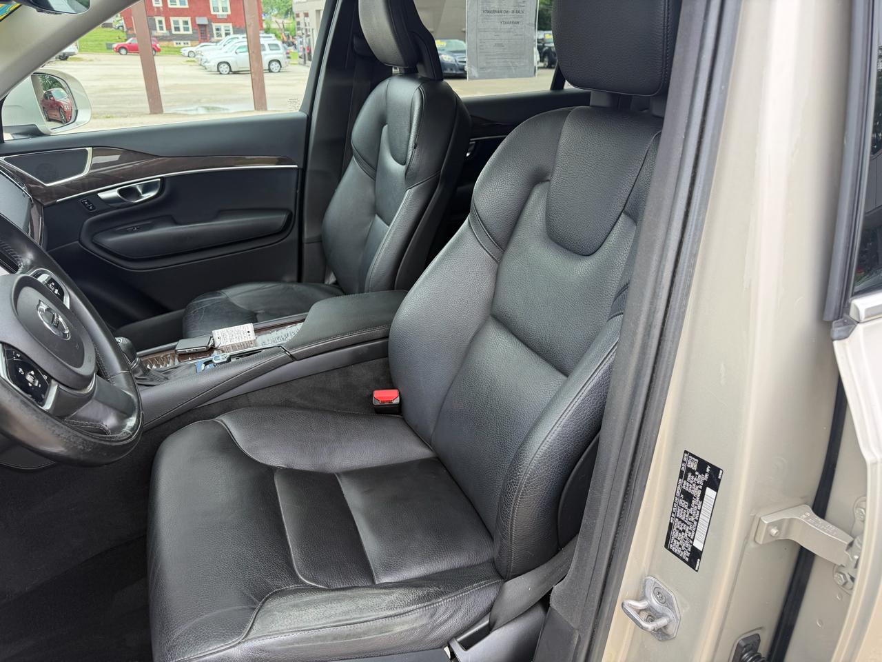 Volvo XC90 AWD 4dr T6 Momentum 2016