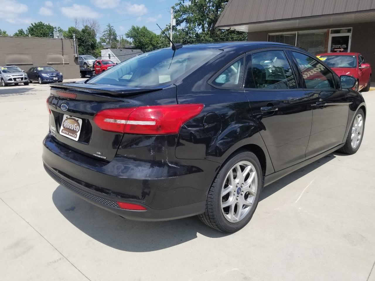Ford Focus 4dr Sdn SE 2015