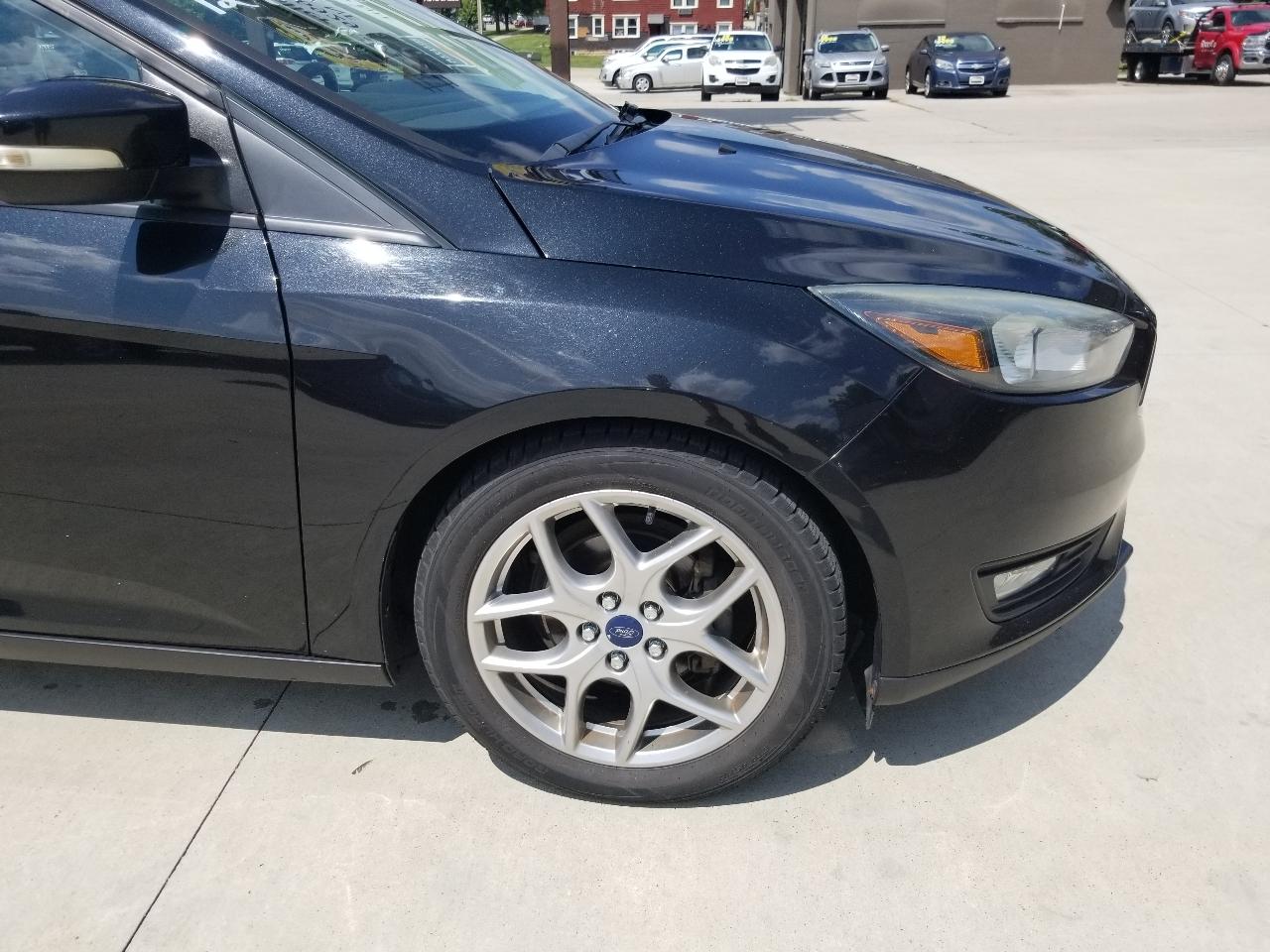 Ford Focus 4dr Sdn SE 2015