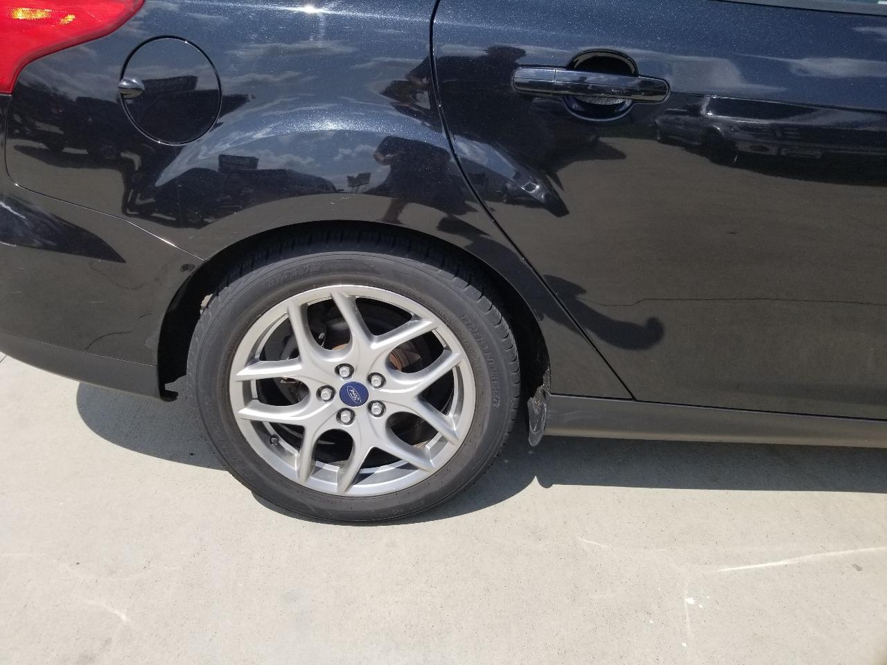 Ford Focus 4dr Sdn SE 2015
