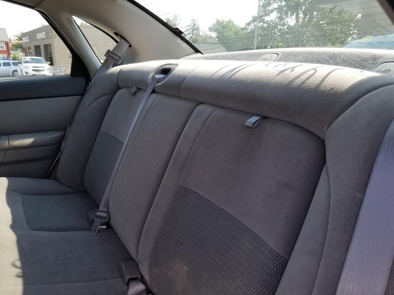 Ford Taurus 4dr Sdn SE 2007