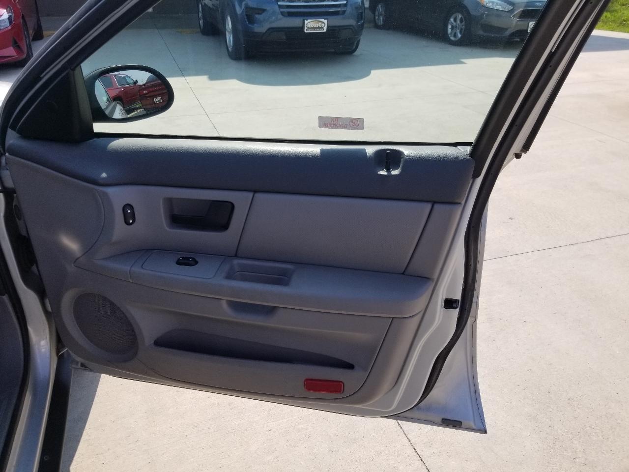 Ford Taurus 4dr Sdn SE 2007