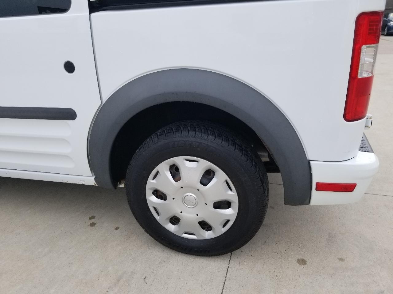 Ford Transit Connect 114.6" XLT w/side & rear door privacy glass 2010