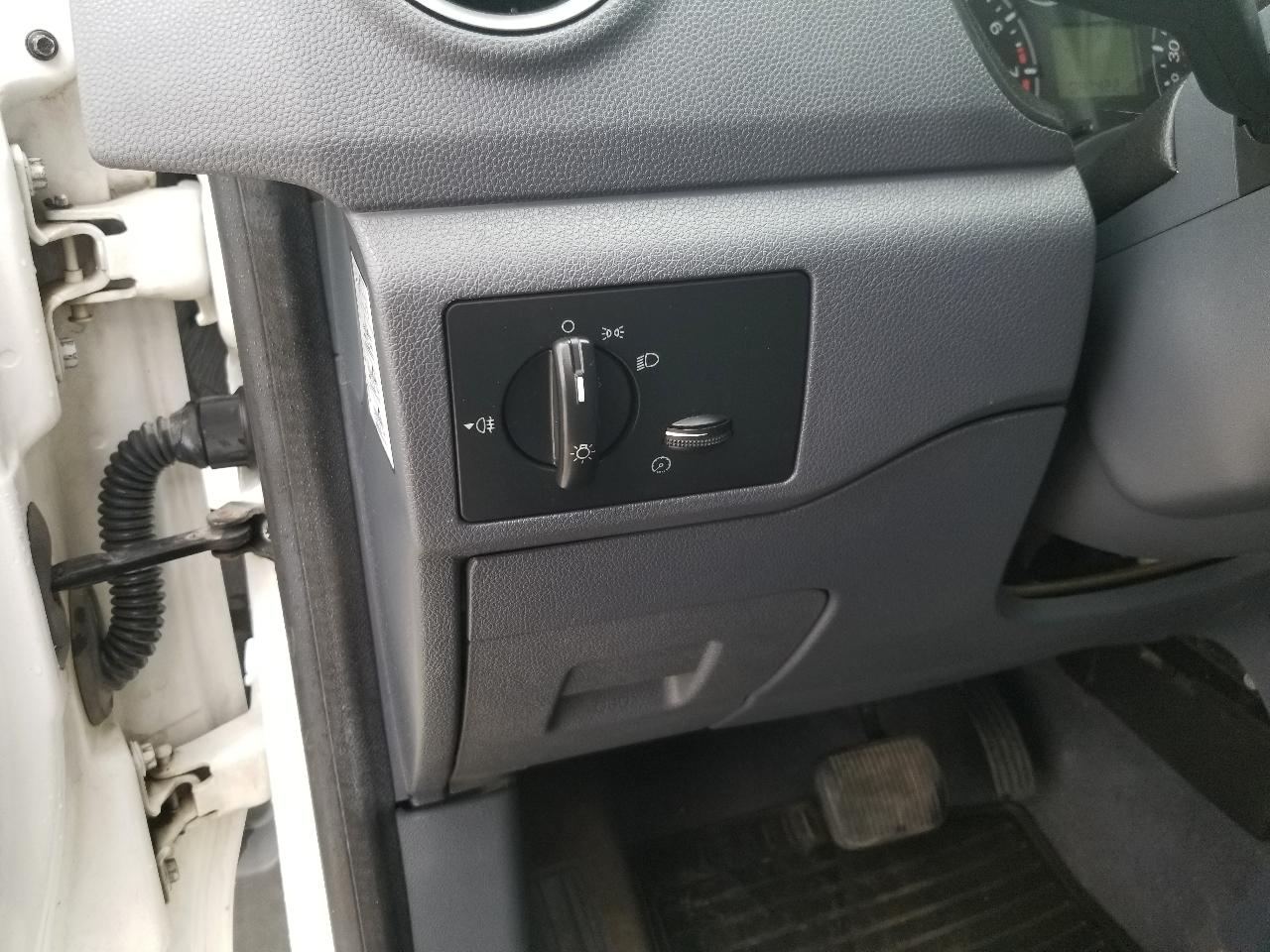 Ford Transit Connect 114.6" XLT w/side & rear door privacy glass 2010