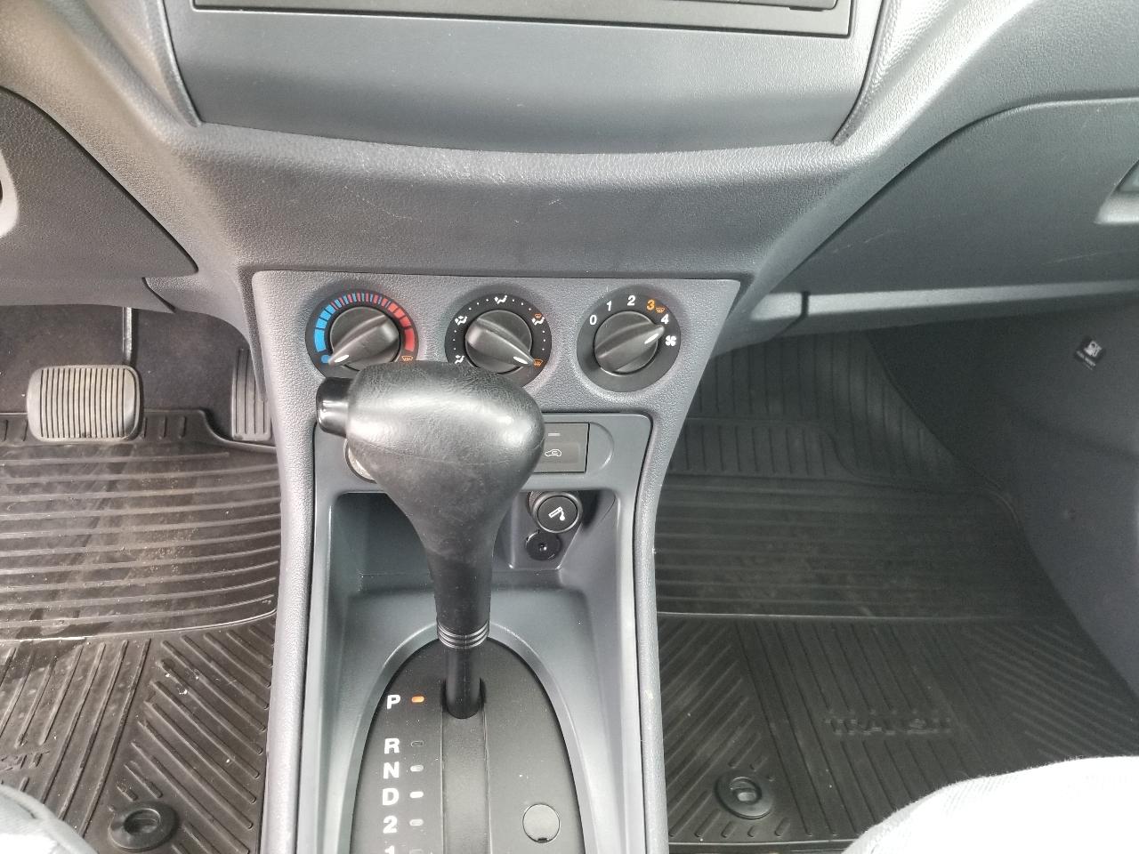 Ford Transit Connect 114.6" XLT w/side & rear door privacy glass 2010