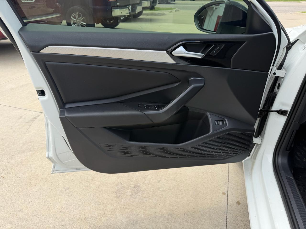 Volkswagen Jetta  2019