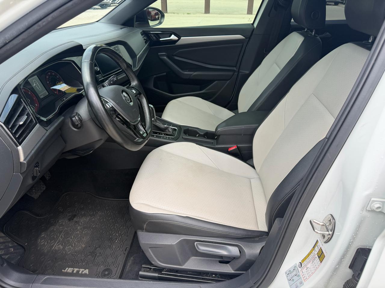 Volkswagen Jetta  2019