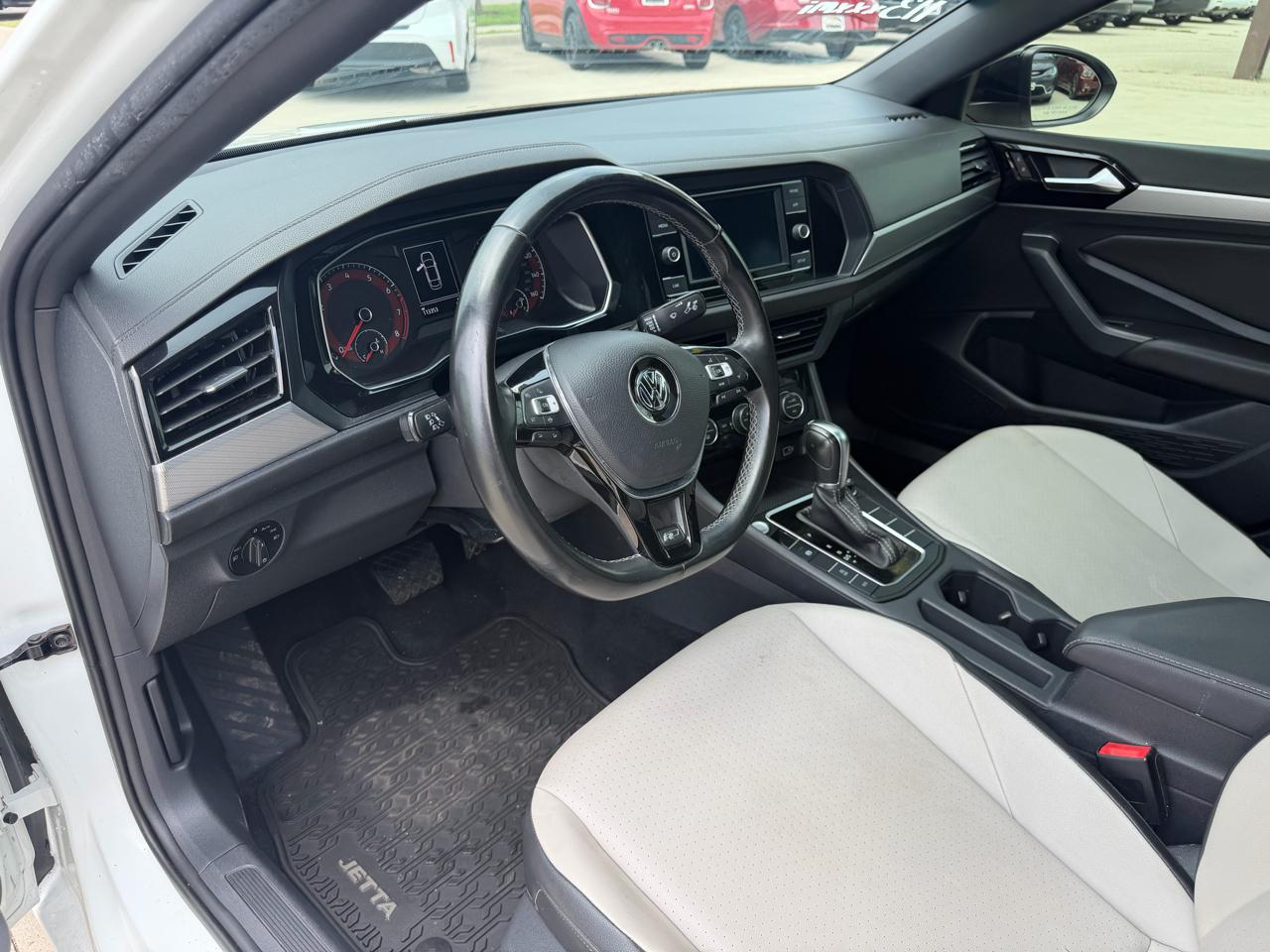 Volkswagen Jetta  2019