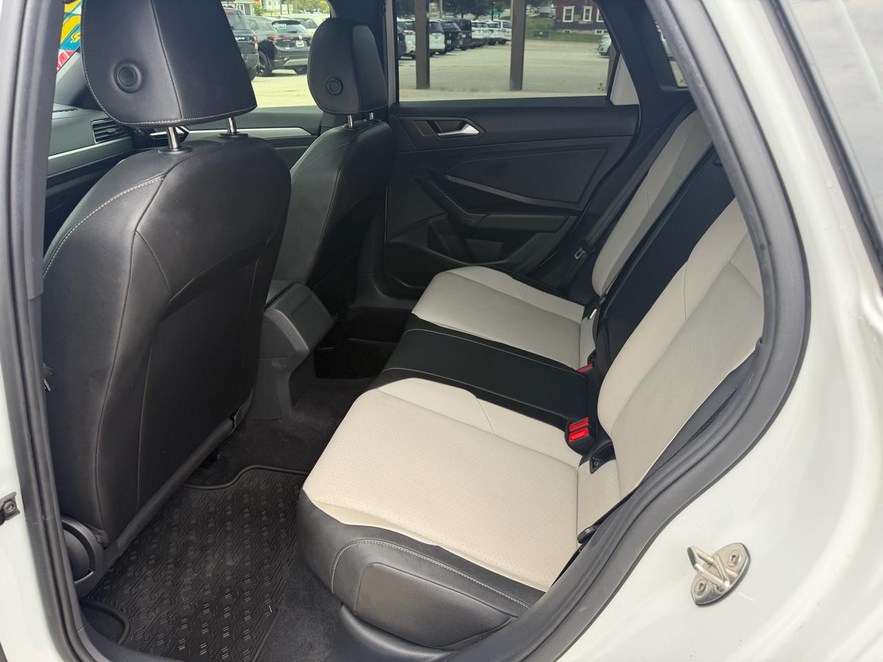 Volkswagen Jetta  2019