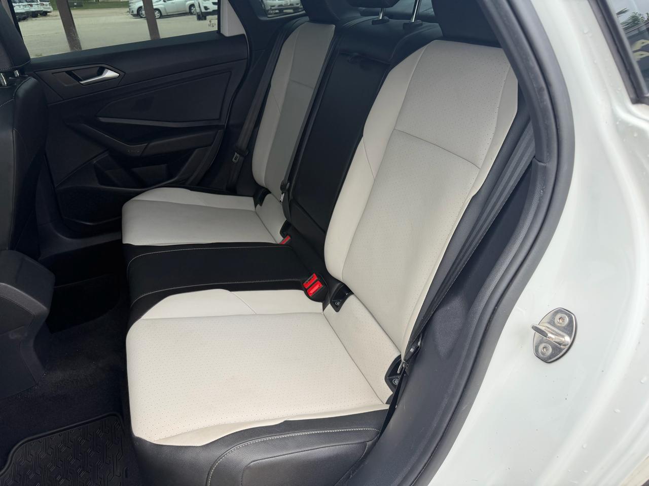 Volkswagen Jetta  2019